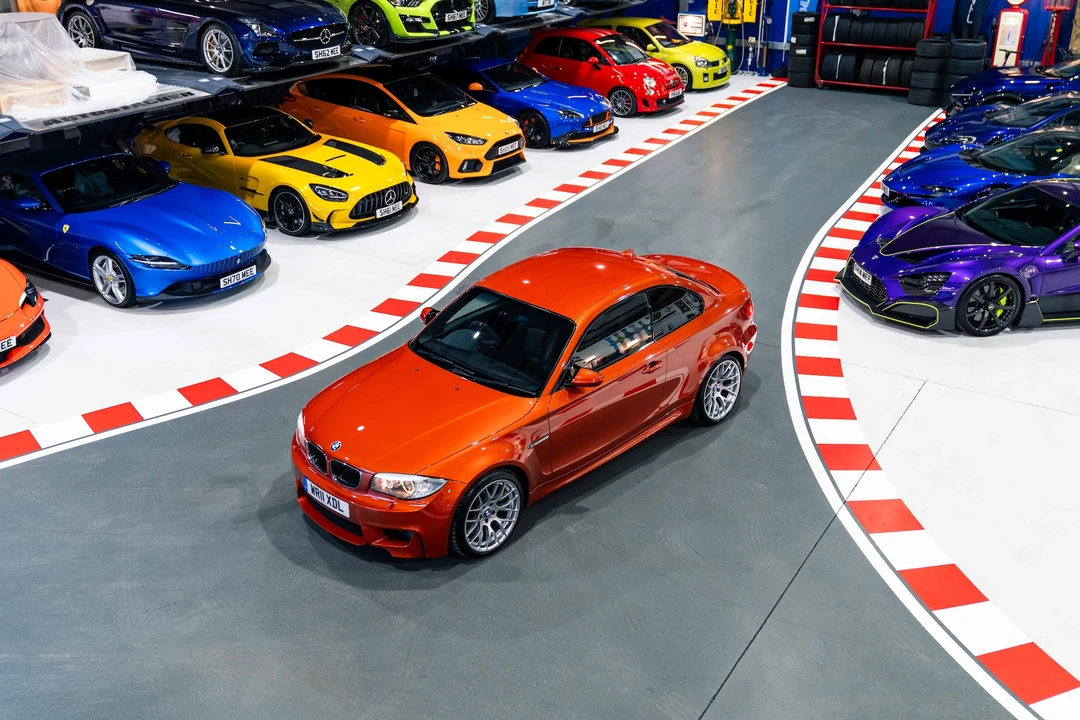 2011 BMW 1M - Image 24 of 31