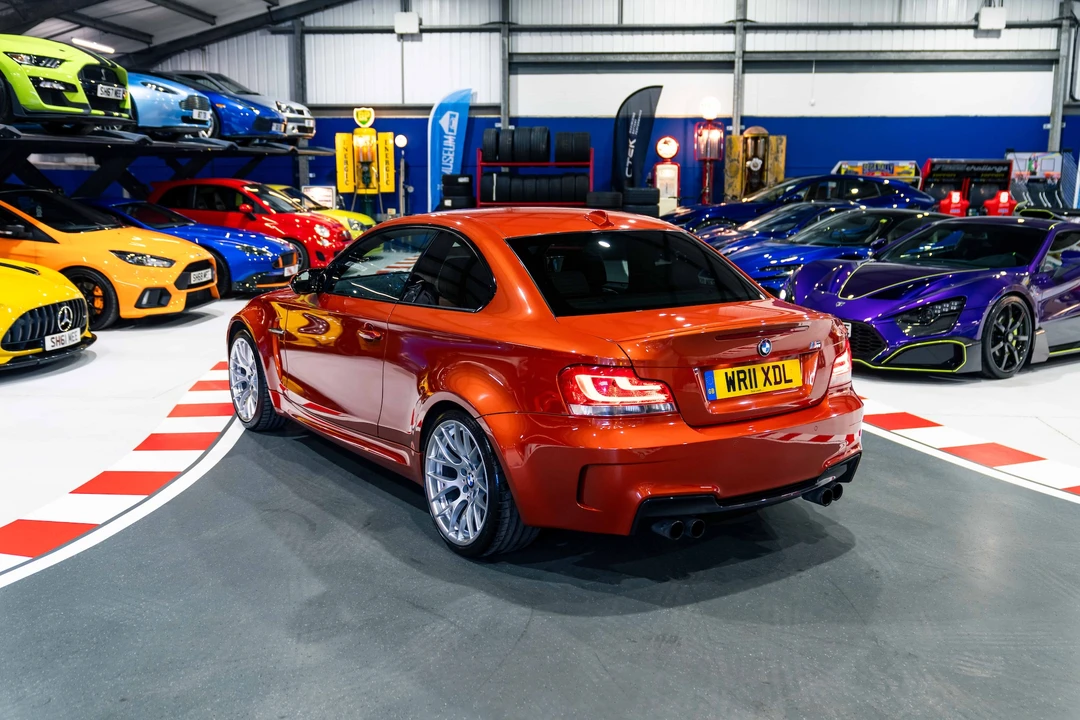 2011 BMW 1M - Image 5 of 31
