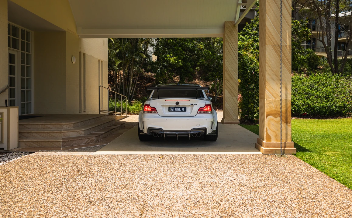 2011 BMW 1M - Image 20 of 31
