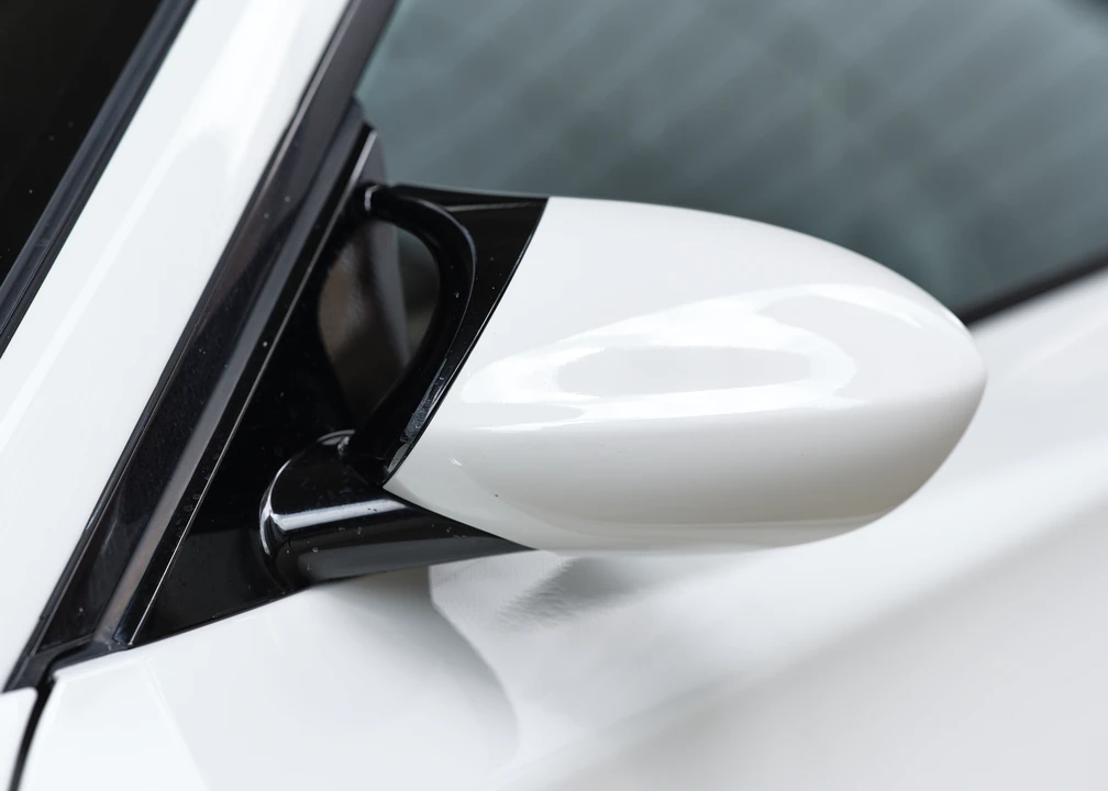2011 BMW 1M - Image 30 of 31