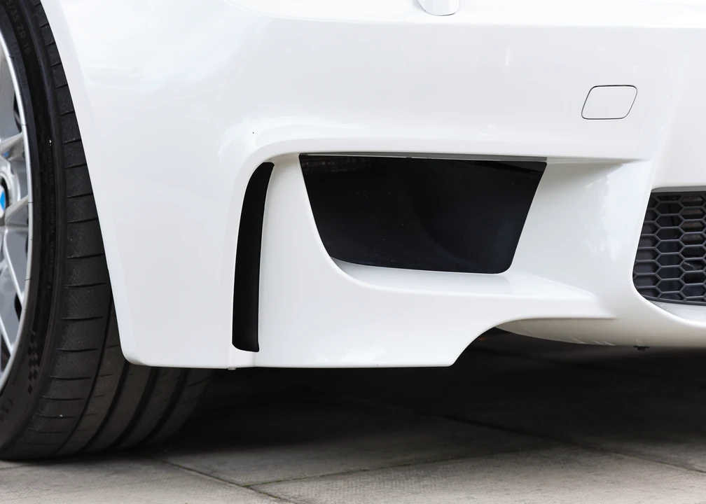 2011 BMW 1M - Image 22 of 31