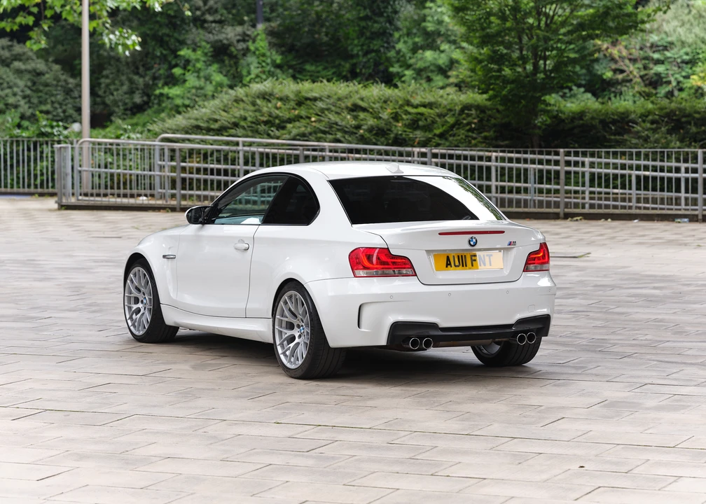 2011 BMW 1M - Image 13 of 31