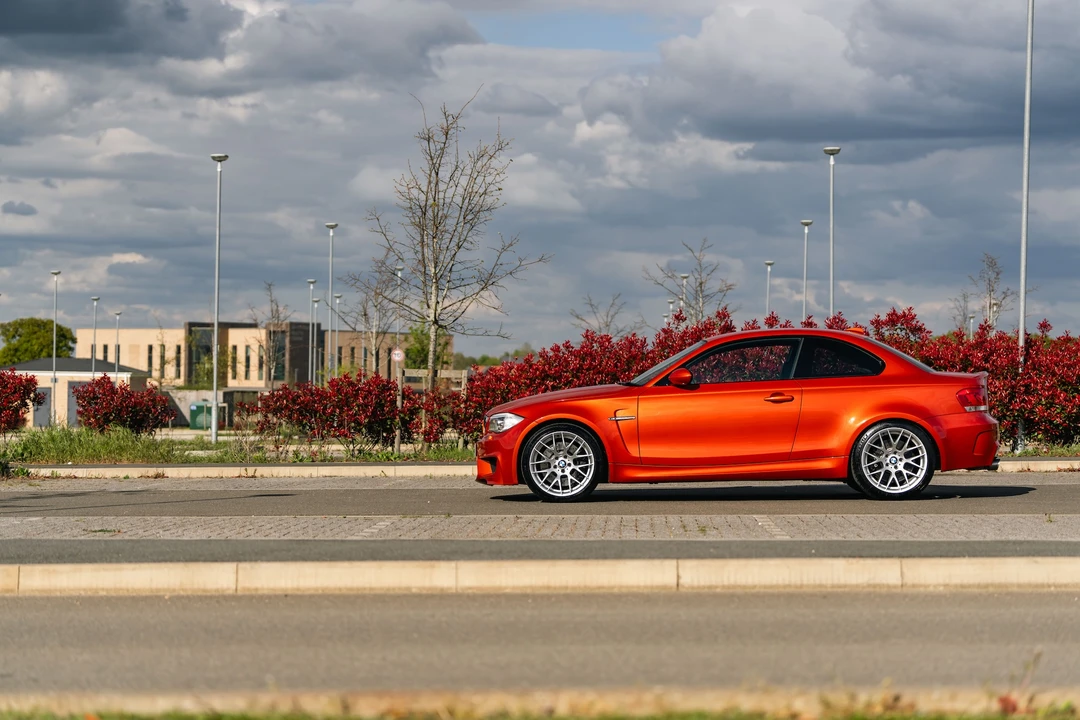 2011 BMW 1M - Image 10 of 31