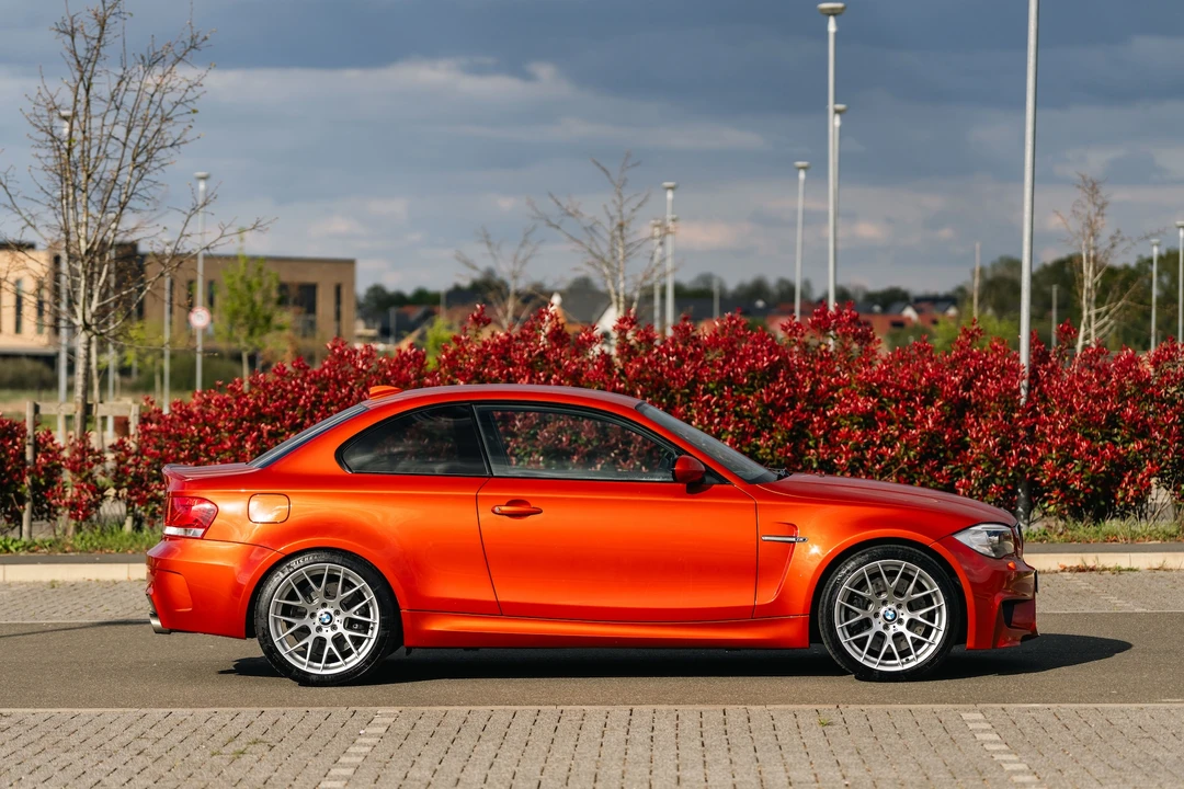 2011 BMW 1M - Image 7 of 31