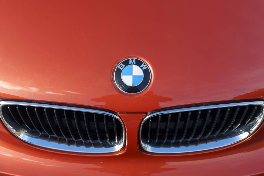 2011 BMW 1M - Image 25 of 31
