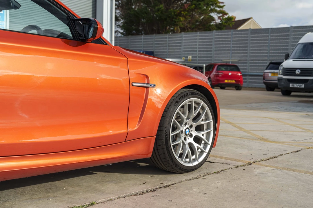 2011 BMW 1M - Image 15 of 31
