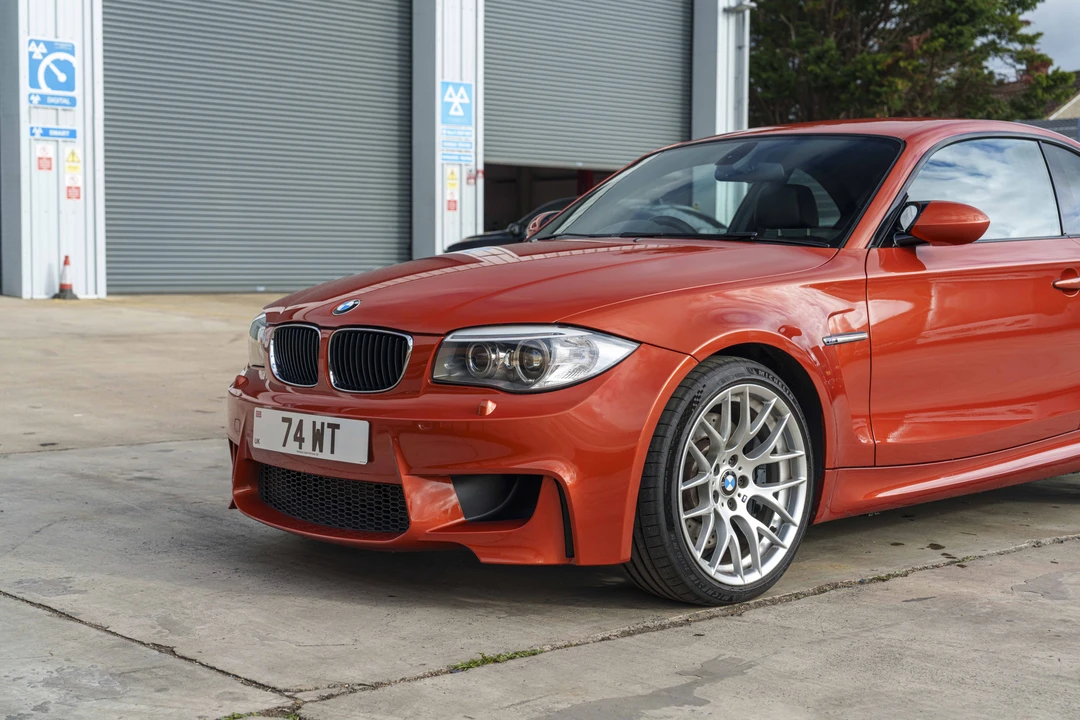 2011 BMW 1M - Image 11 of 31