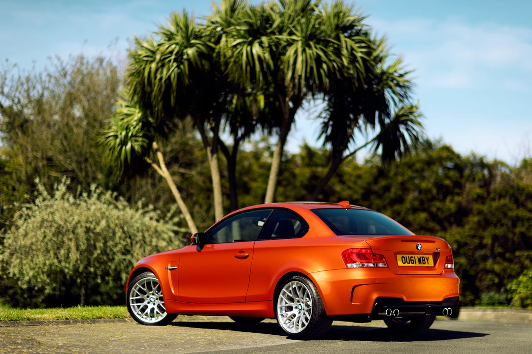 2011 BMW 1M - Image 11 of 31