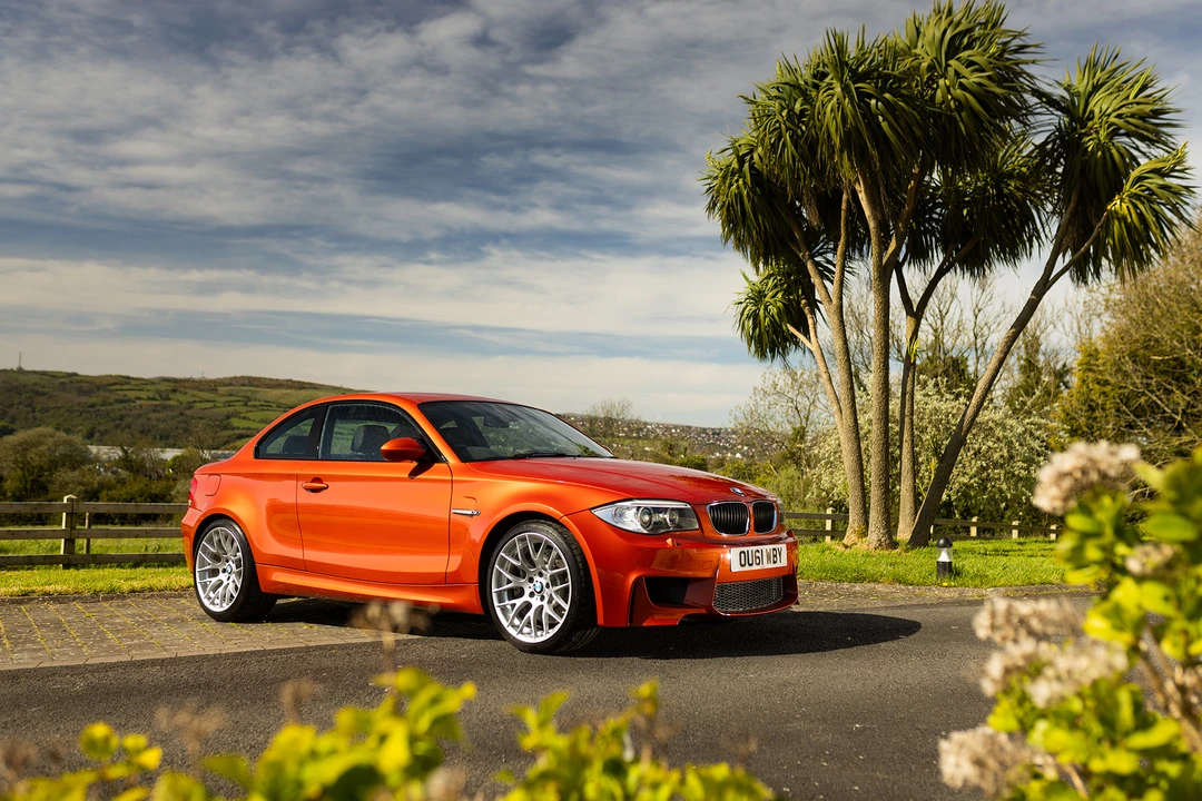 2011 BMW 1M - Image 15 of 31