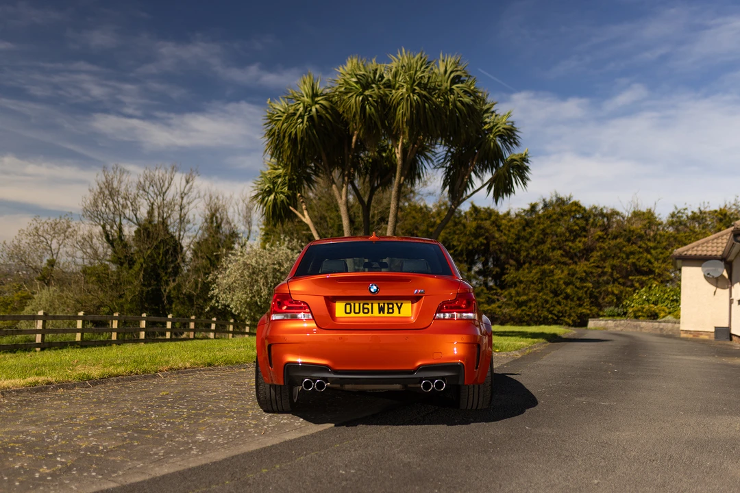 2011 BMW 1M - Image 22 of 31