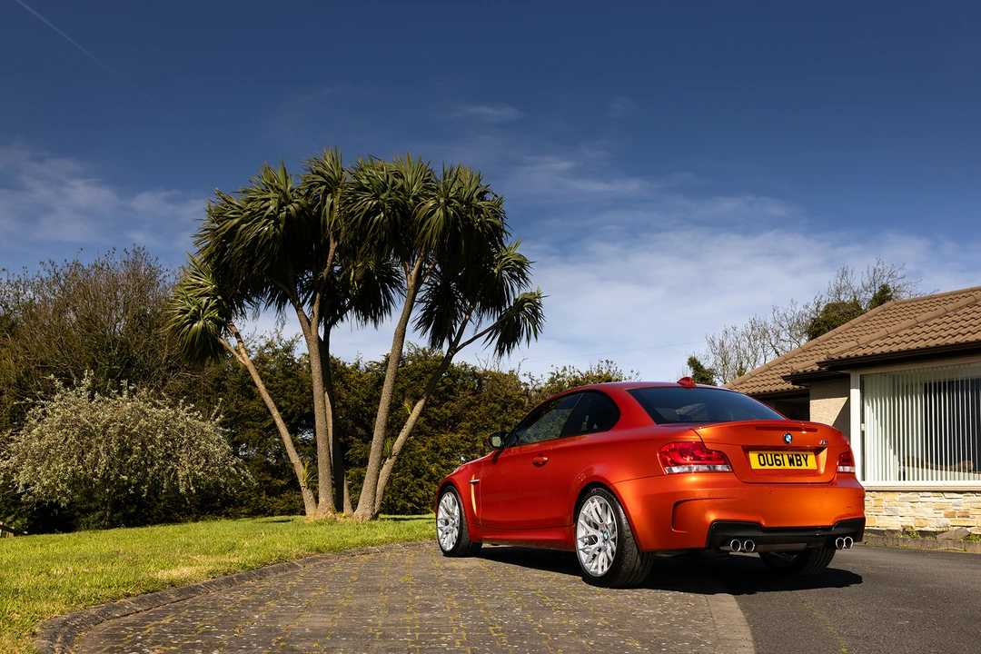2011 BMW 1M - Image 23 of 31
