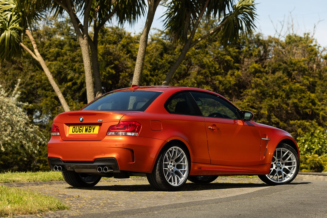 2011 BMW 1M - Image 10 of 31