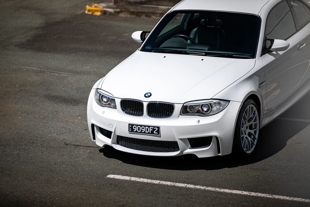 2011 BMW 1M - Image 27 of 31
