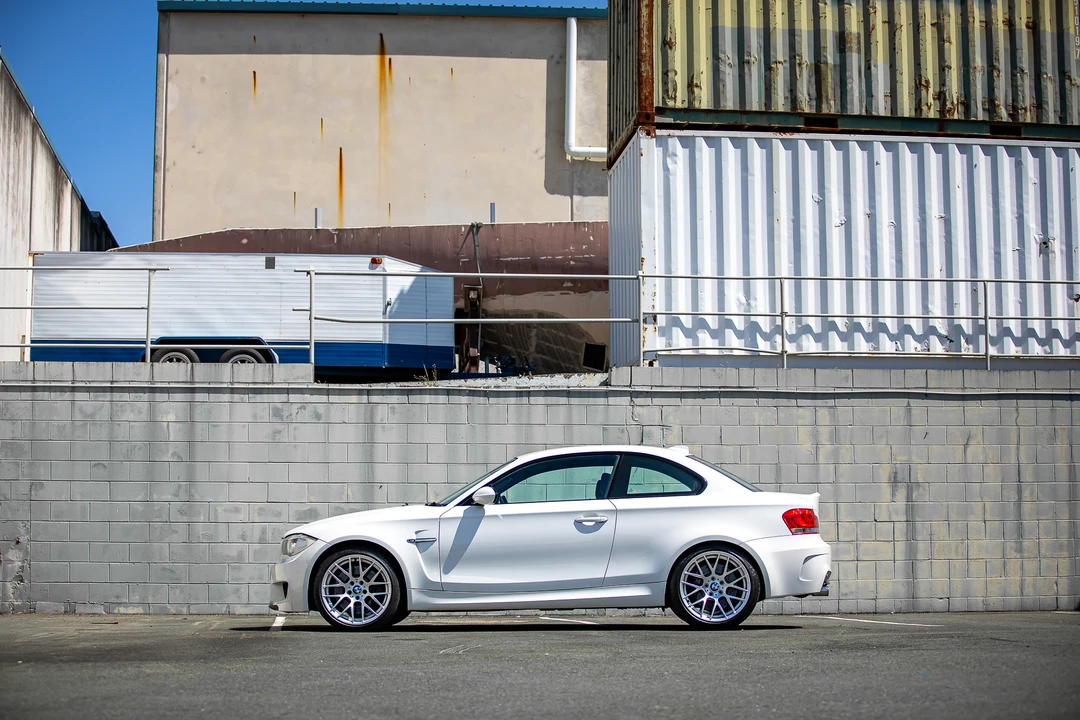 2011 BMW 1M - Image 26 of 31
