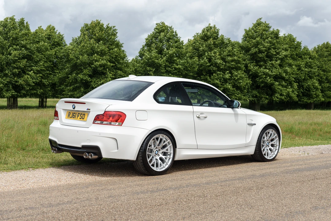 2011 BMW 1M - Image 7 of 31