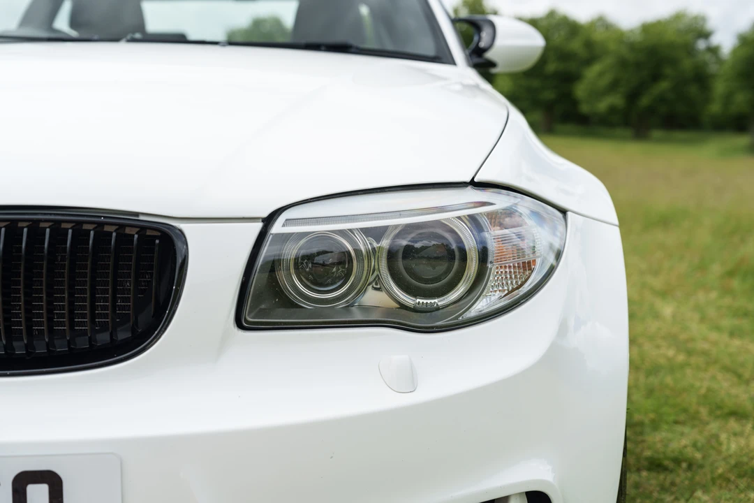 2011 BMW 1M - Image 13 of 31