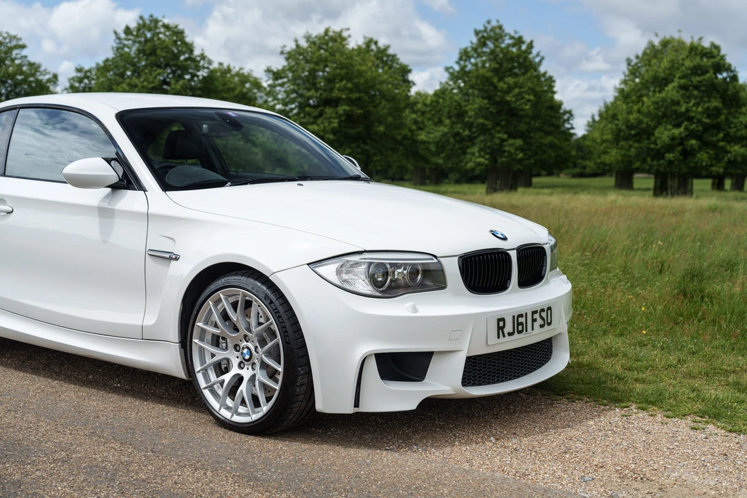 2011 BMW 1M - Image 28 of 31