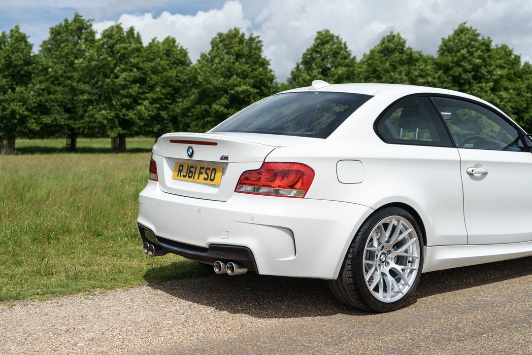 2011 BMW 1M - Image 31 of 31
