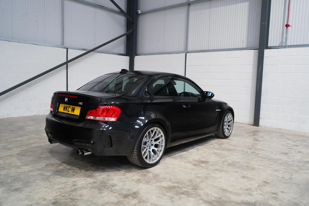 2011 BMW 1M - Image 12 of 31