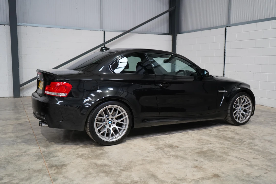 2011 BMW 1M - Image 16 of 31