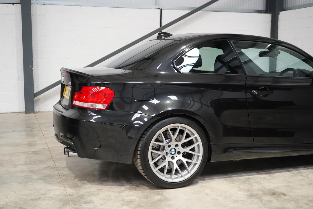 2011 BMW 1M - Image 25 of 31