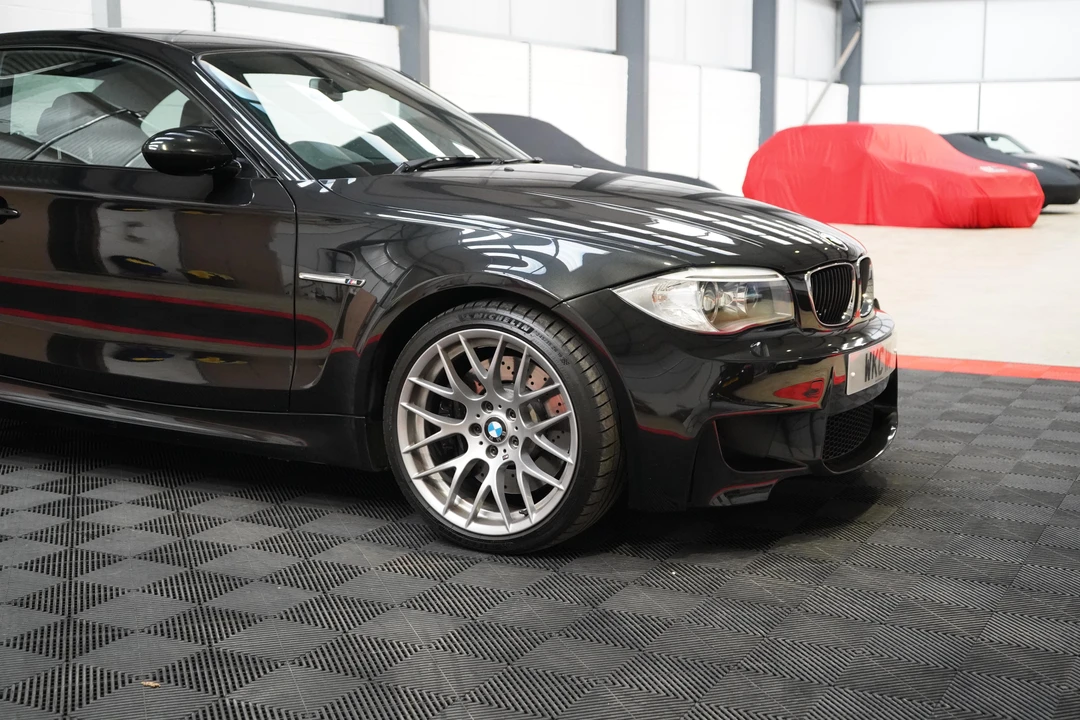 2011 BMW 1M - Image 30 of 31