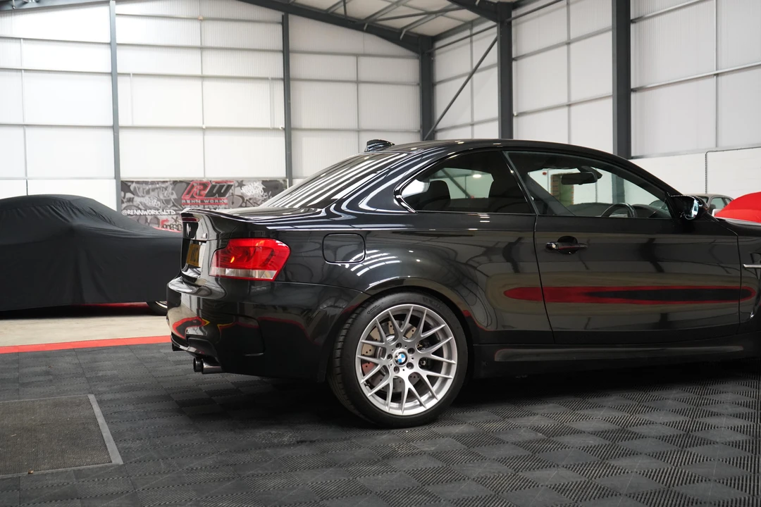 2011 BMW 1M - Image 24 of 31