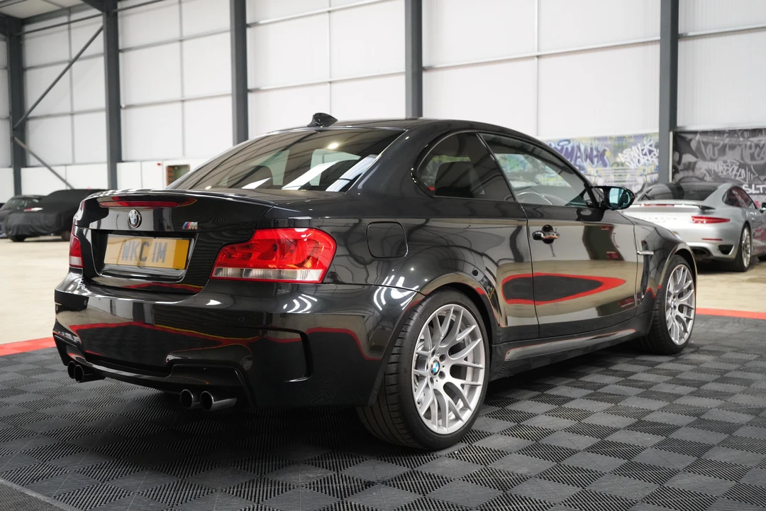 2011 BMW 1M - Image 22 of 31