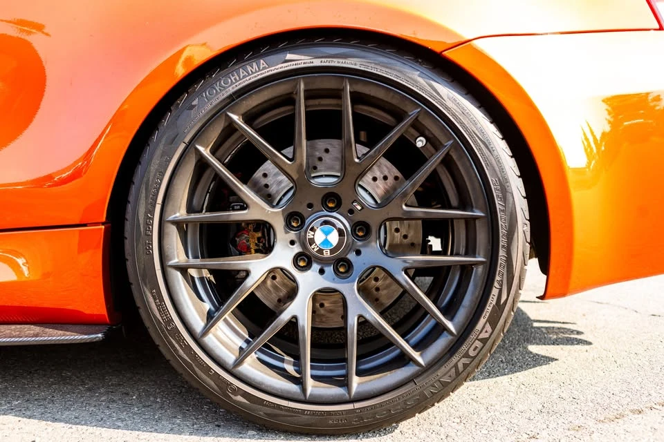2011 BMW 1M - Image 9 of 20