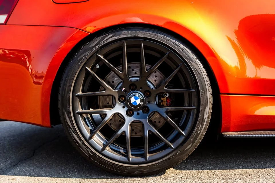 2011 BMW 1M - Image 5 of 20