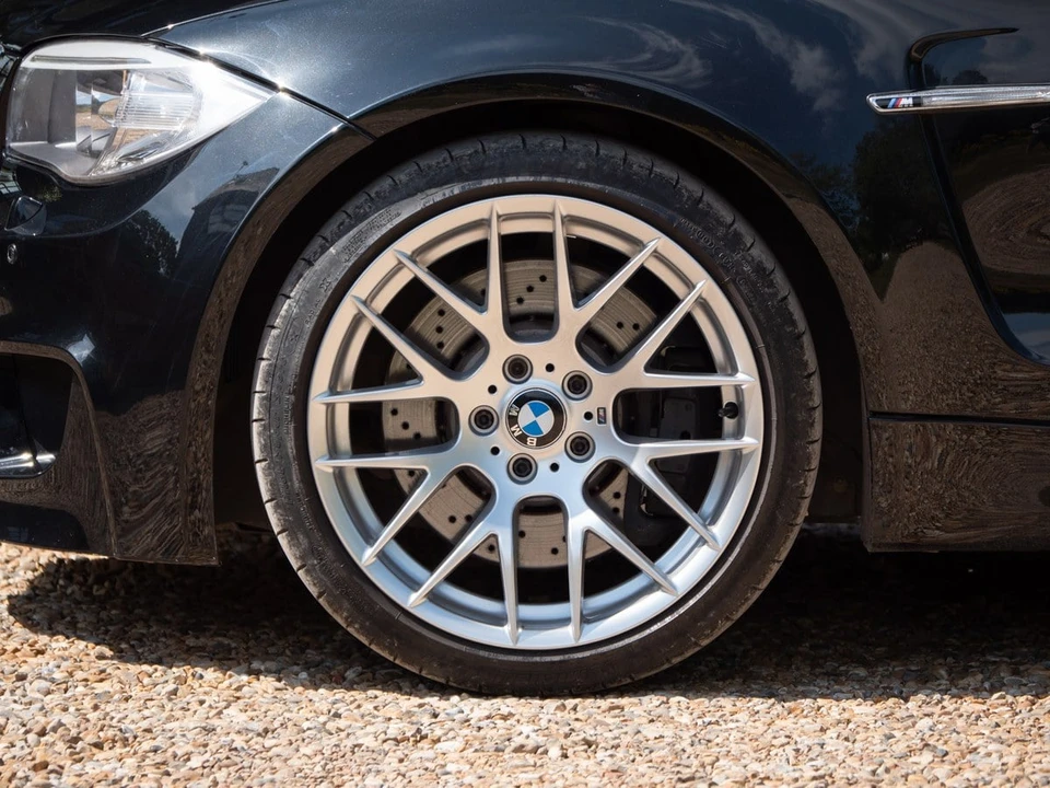 2011 BMW 1M - Image 10 of 30