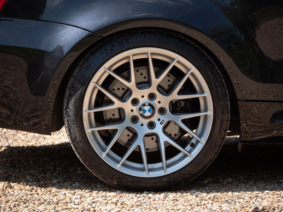 2011 BMW 1M - Image 13 of 30