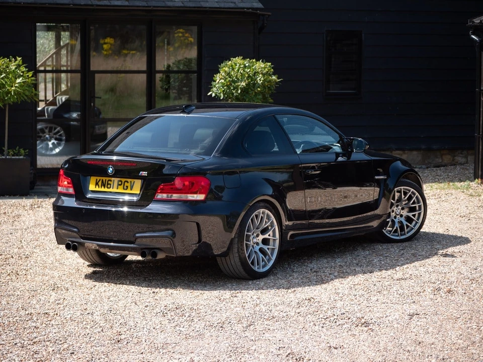2011 BMW 1M - Image 22 of 30