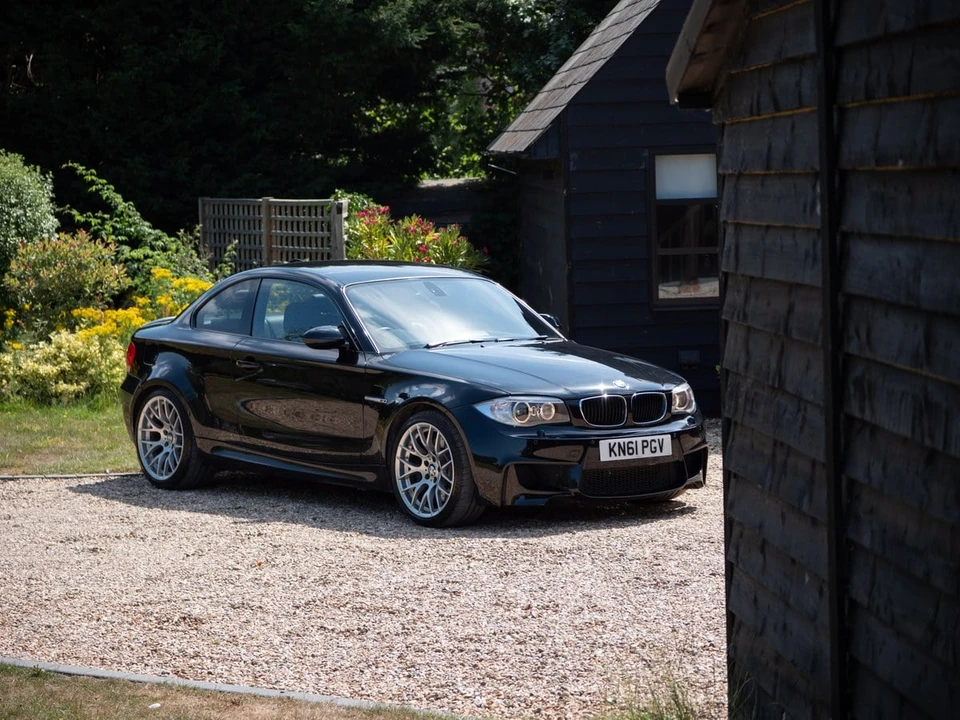 2011 BMW 1M - Image 25 of 30