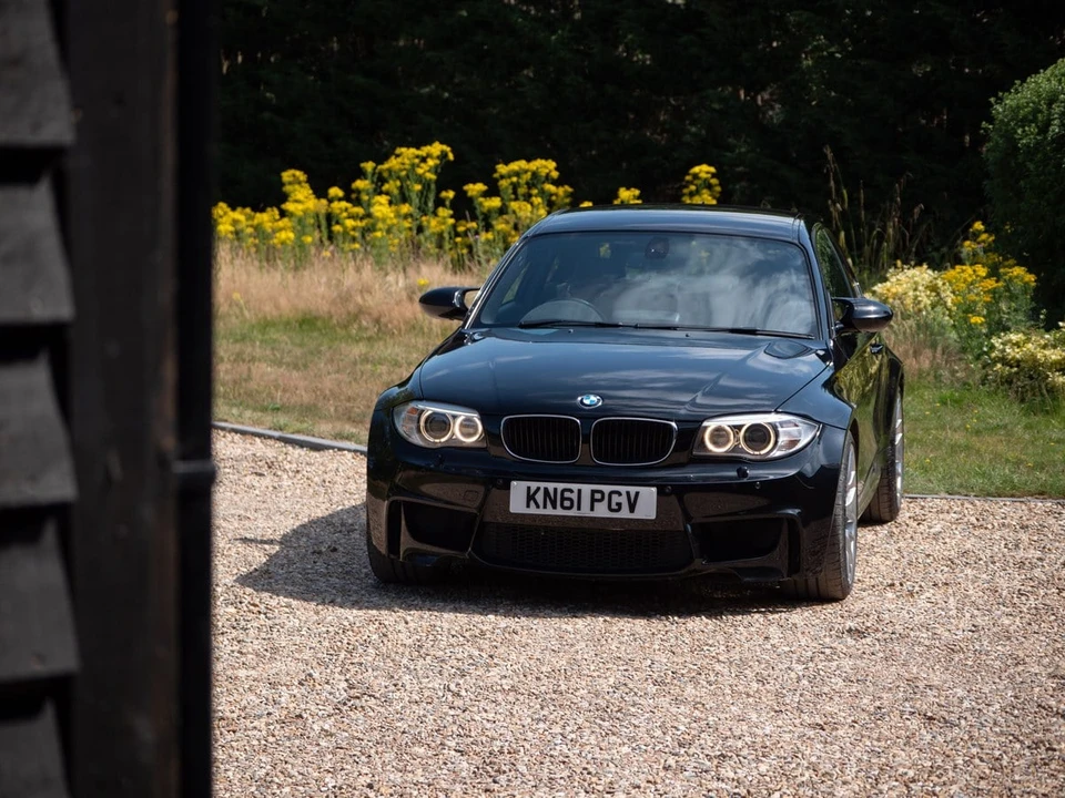 2011 BMW 1M - Image 26 of 30