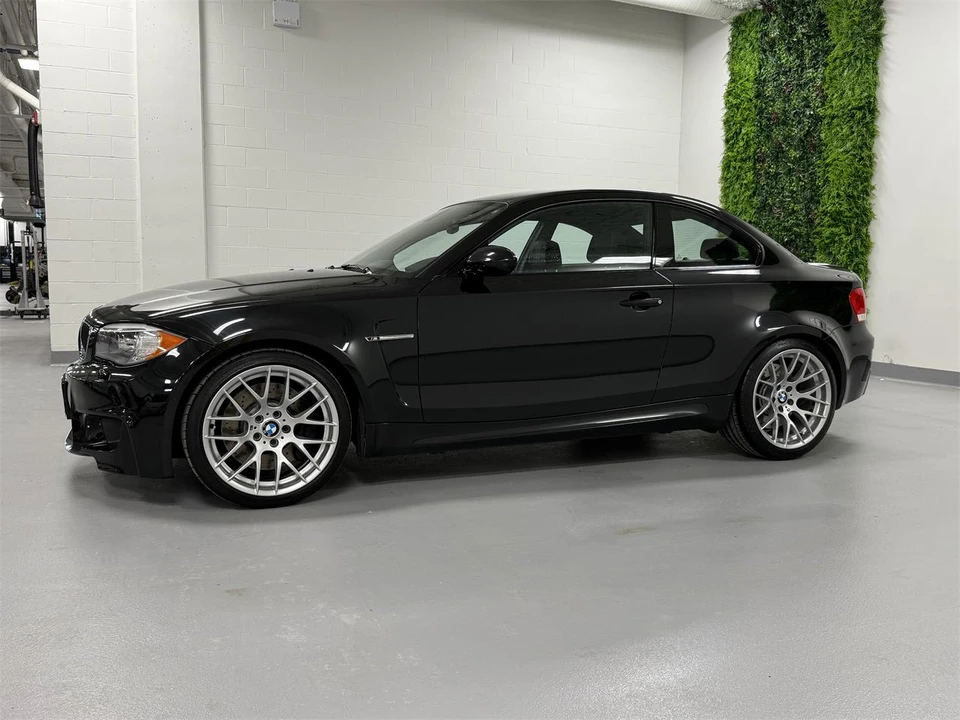 2011 BMW 1M - Image 4 of 24