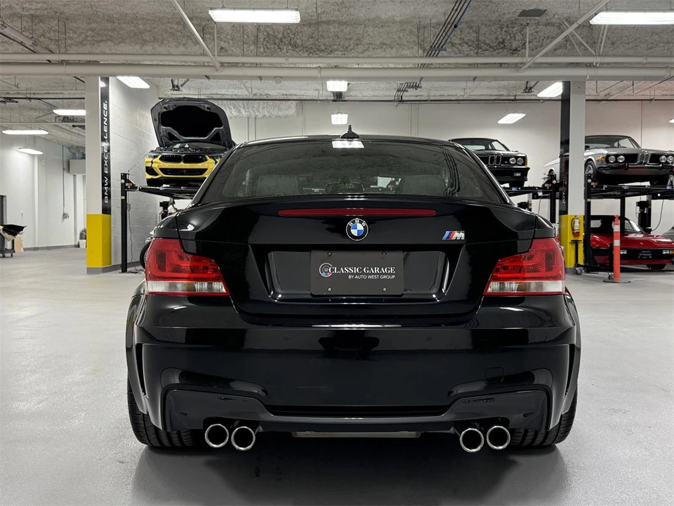 2011 BMW 1M - Image 11 of 24