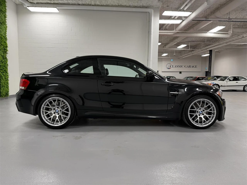 2011 BMW 1M - Image 9 of 24
