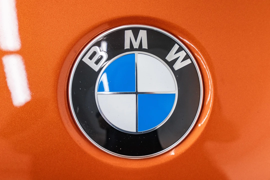 2011 BMW 1M - Image 20 of 31