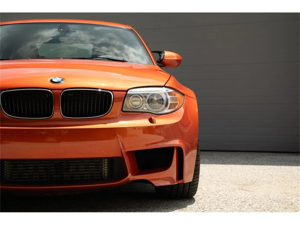 2011 BMW 1M - Image 21 of 31