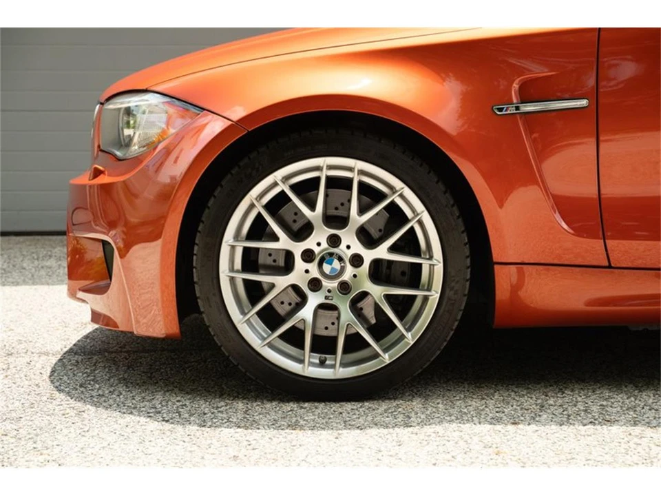 2011 BMW 1M - Image 24 of 31