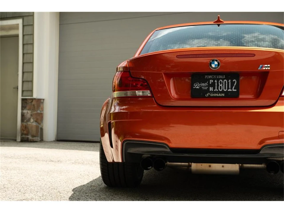 2011 BMW 1M - Image 10 of 31