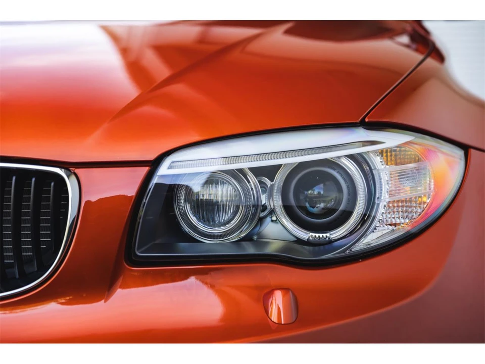2011 BMW 1M - Image 26 of 31