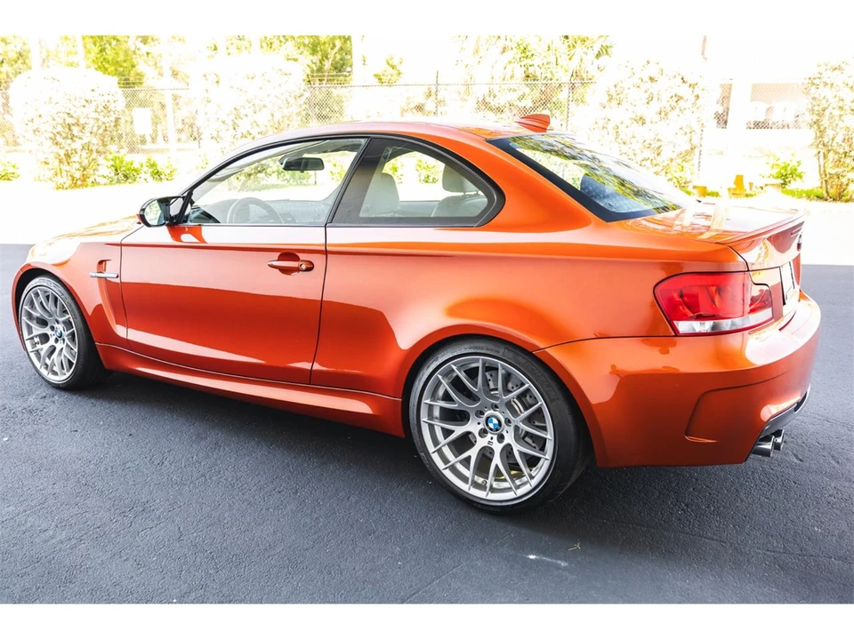 2011 BMW 1M - Image 5 of 31