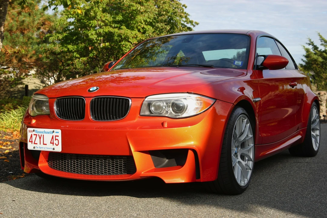 2011 BMW 1M - Image 7 of 31