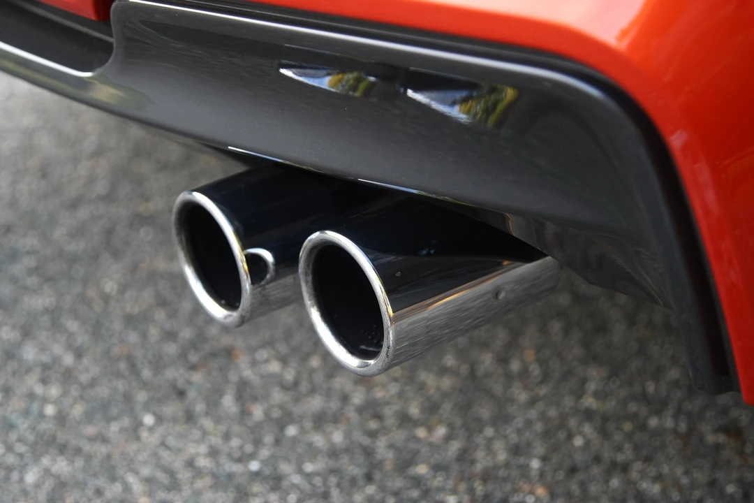 2011 BMW 1M - Image 26 of 31