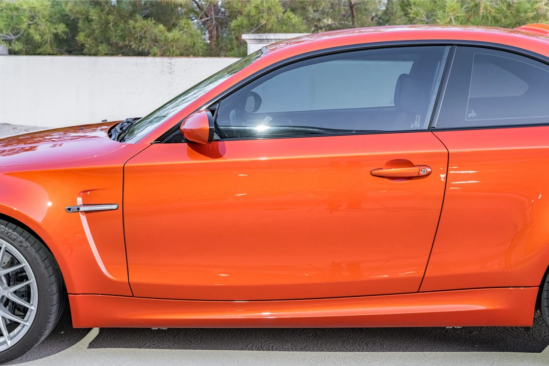 2011 BMW 1M - Image 23 of 31