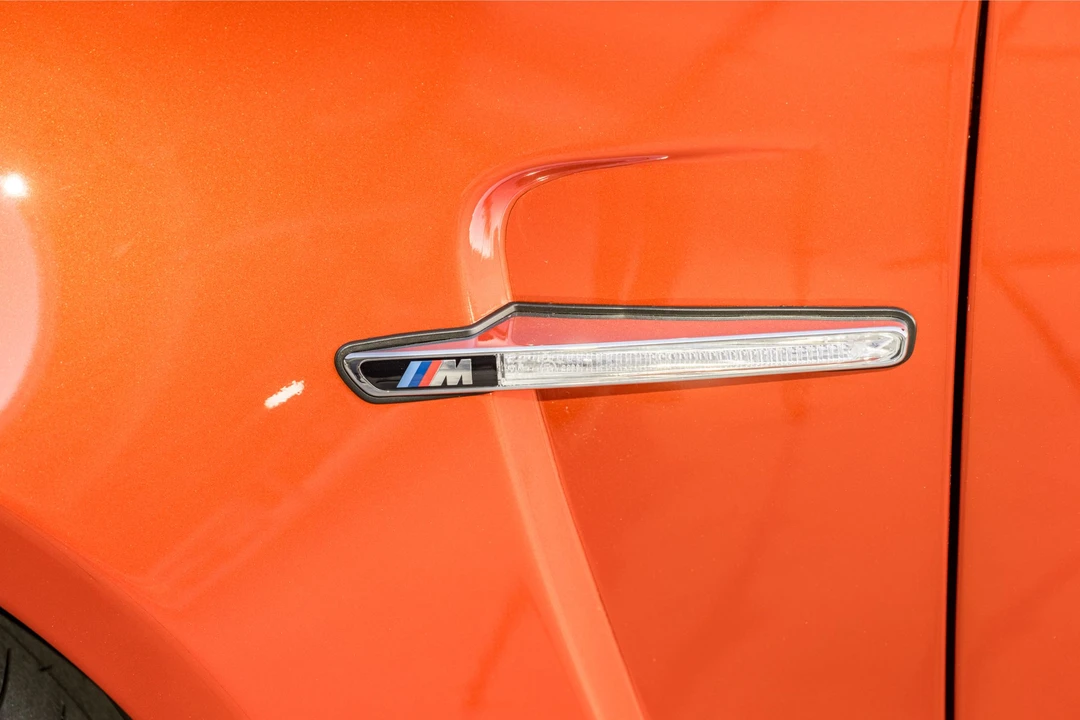 2011 BMW 1M - Image 24 of 31