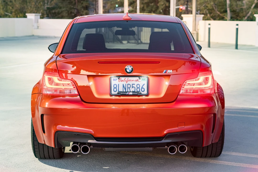 2011 BMW 1M - Image 10 of 31