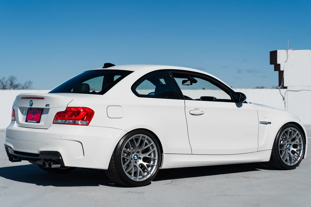 2011 BMW 1M - Image 7 of 31